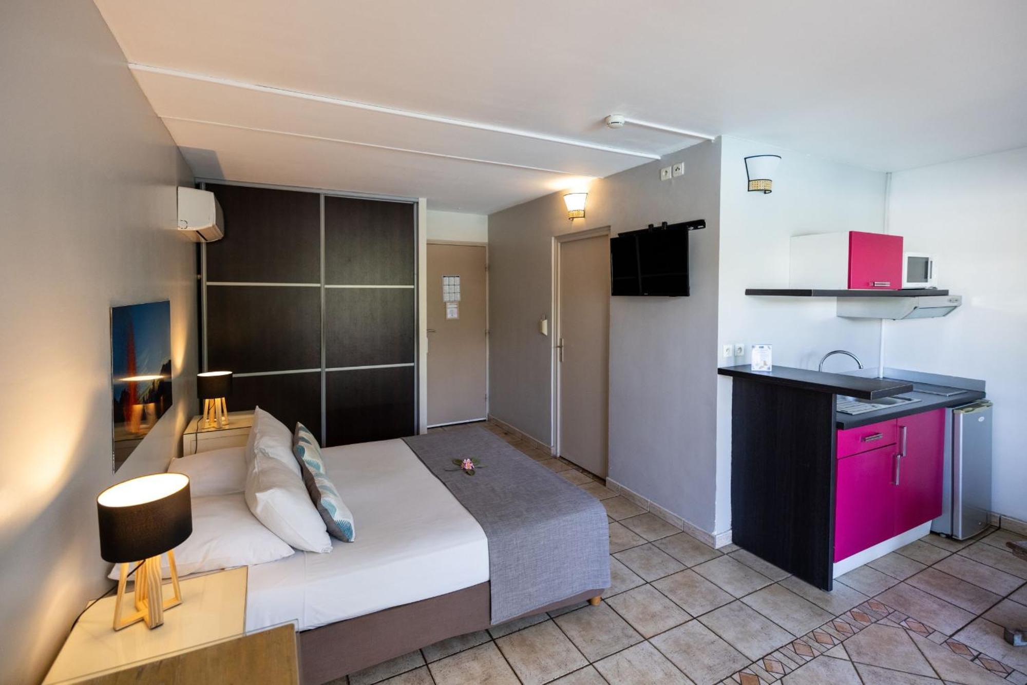 Hotel Les Creoles Saint-Gilles-les Bains Ngoại thất bức ảnh