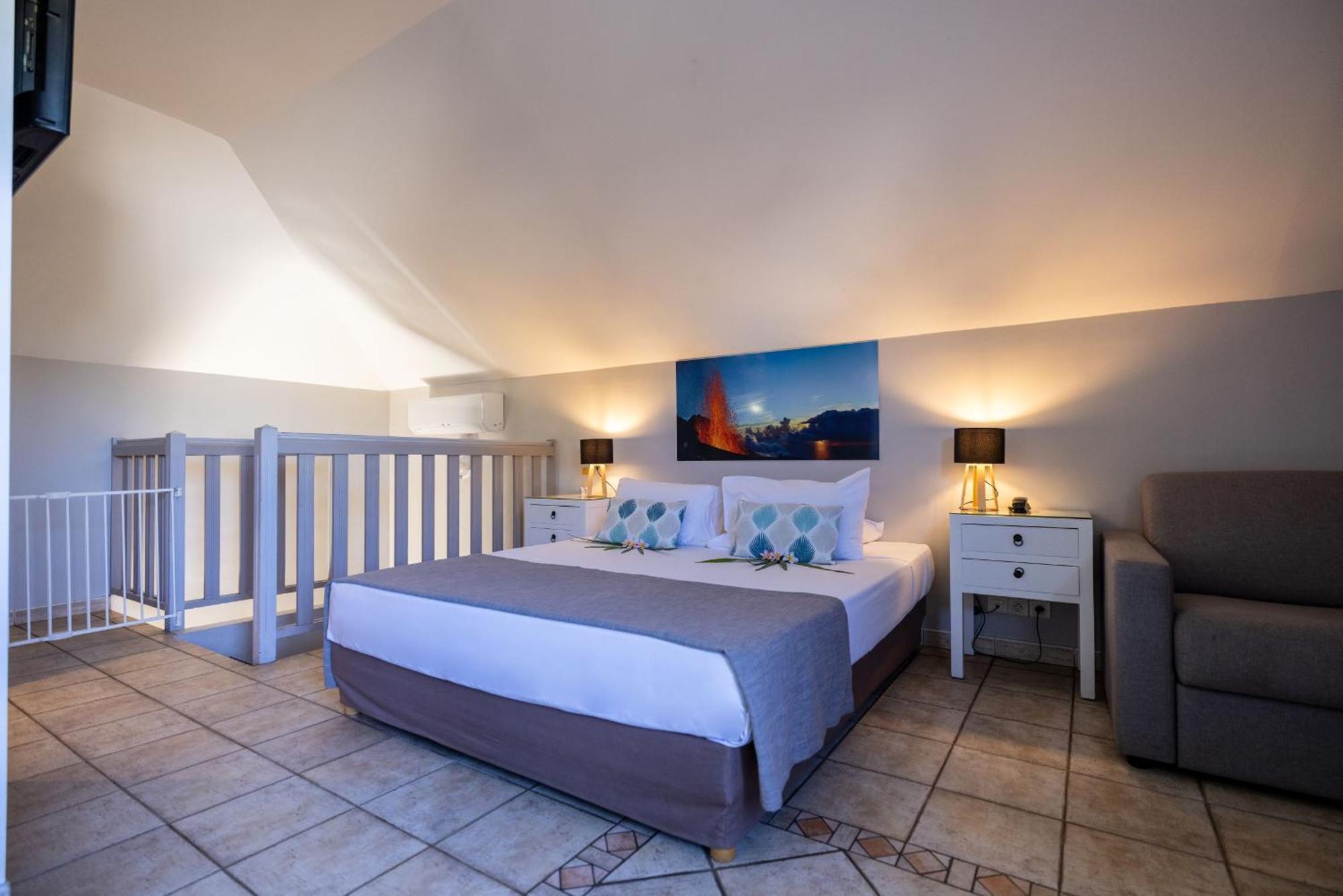 Hotel Les Creoles Saint-Gilles-les Bains Ngoại thất bức ảnh