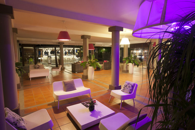 Hotel Les Creoles Saint-Gilles-les Bains Ngoại thất bức ảnh
