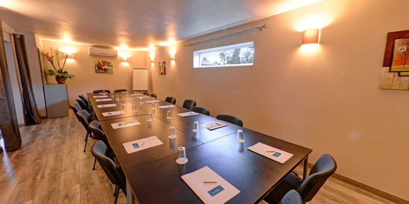 Hotel Les Creoles Saint-Gilles-les Bains Ngoại thất bức ảnh